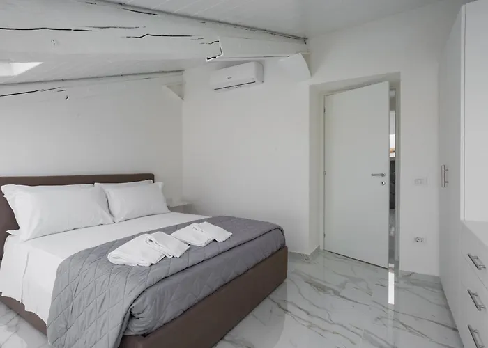 Apartamento Mansarde Bella *