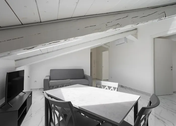 Apartamento Mansarde Bella *