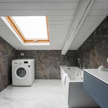 Mansarde Bella * Nápoles